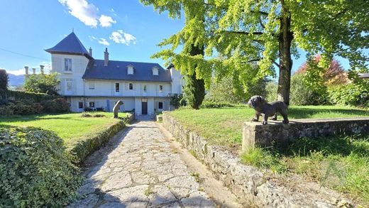 Maison de luxe à Chambéry, Savoie