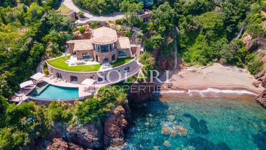 Villa en Théoule-sur-Mer, Alpes Marítimos