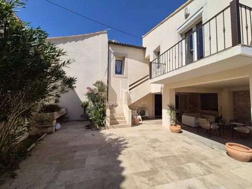 Luxe woning in Mollégès, Bouches-du-Rhône