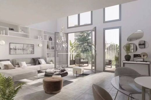 Appartement à Saint-Laurent-du-Var, Alpes-Maritimes