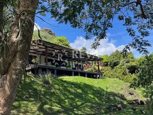 Luxury home in Paopao, Îles du Vent