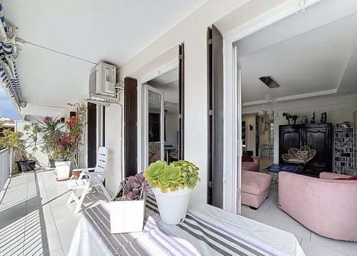 Appartement à Juan-les-Pins, Alpes-Maritimes