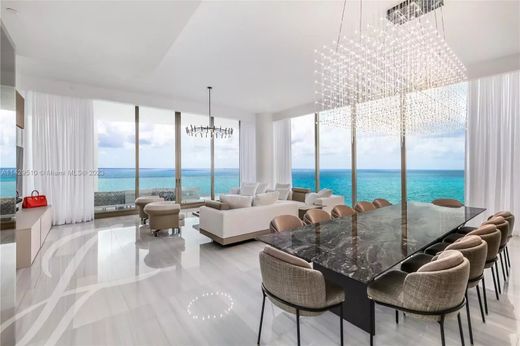 Διαμέρισμα σε Sunny Isles Beach, Miami-Dade County