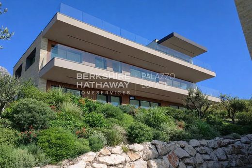 Apartment / Etagenwohnung in Toscolano-Maderno, Provincia di Brescia