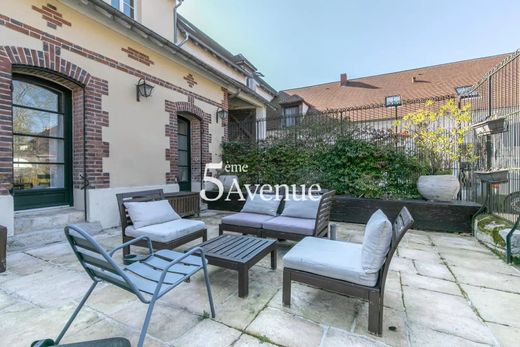 Casa di lusso a Boissy-Saint-Léger, Val-de-Marne