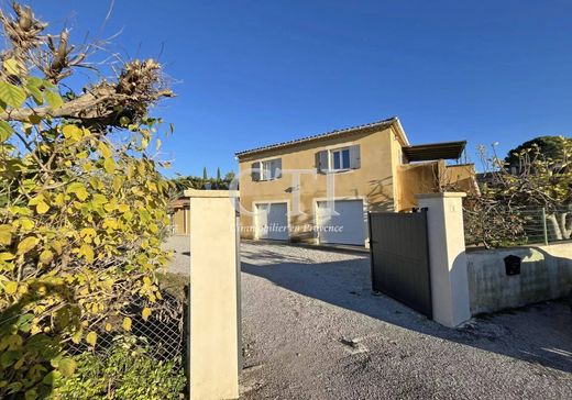 Villa a Mirabel-aux-Baronnies, Drôme