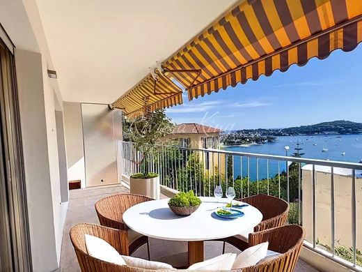 Apartment / Etagenwohnung in Villefranche-sur-Mer, Alpes-Maritimes