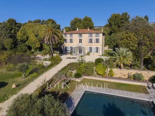 Ollioules, Varの高級住宅