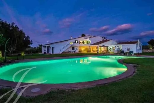 Maison de luxe à Es Castell, Province des Îles Baléares