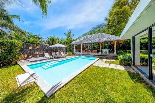 Villa a Petite Rivière Noire, Black River District