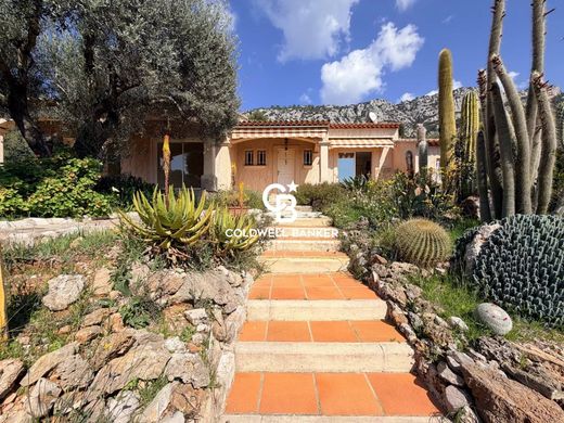 Luxury home in La Valette-du-Var, Var