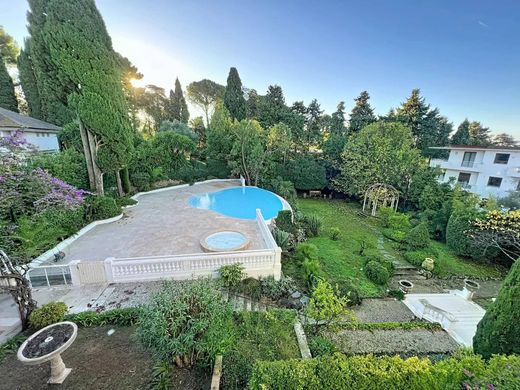 아파트 / 칸, Alpes-Maritimes