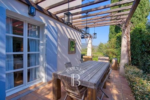 Luxury home in Grimaud, Var