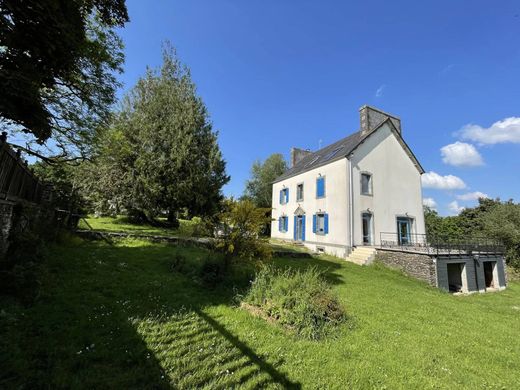 Casa de lujo en Pont-de-Buis-lès-Quimerch, Finisterre