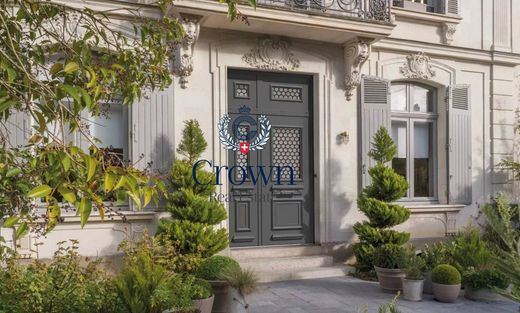 Luxury home in Conches, Geneva