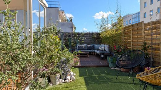 Appartamento a Suresnes, Hauts-de-Seine