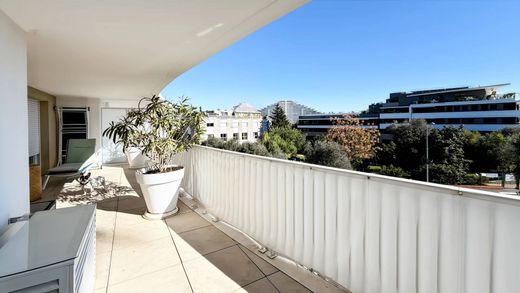 Piso / Apartamento en Villeneuve-Loubet, Alpes Marítimos