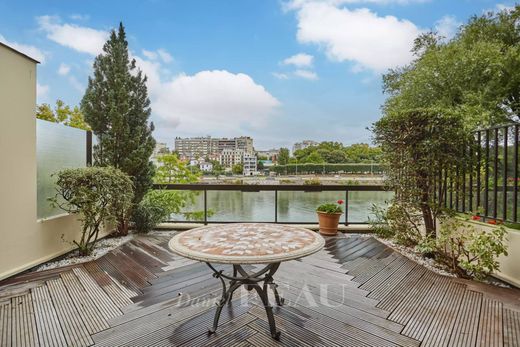 Piso / Apartamento en Neuilly-sur-Seine, Altos de Sena