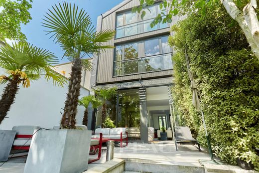 Boulogne-Billancourt, Hauts-de-Seineの高級住宅