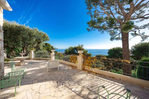 Apartment / Etagenwohnung in Cap-d'Ail, Alpes-Maritimes