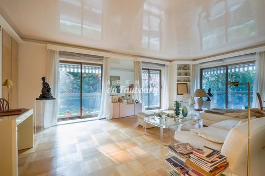 Daire Neuilly-sur-Seine, Hauts-de-Seine