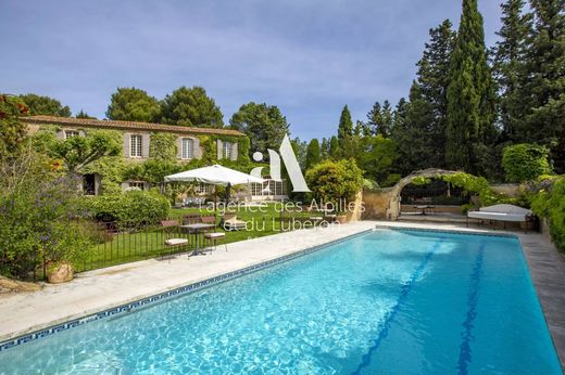 Maison de luxe à Maussane, Bouches-du-Rhône