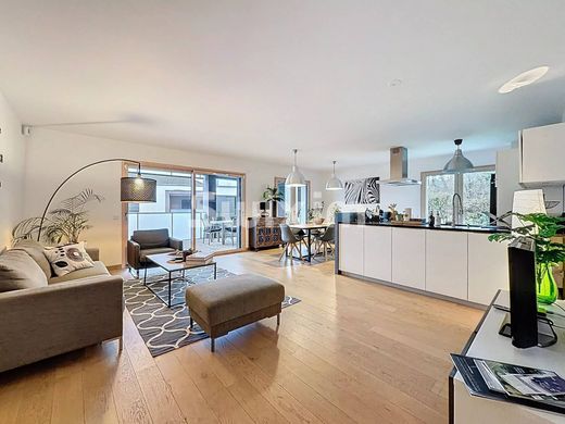Apartment in Divonne-les-Bains, Ain