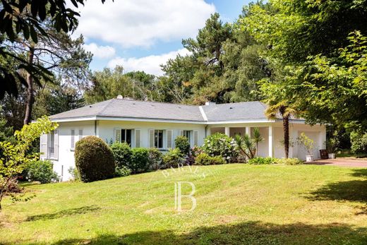 Πολυτελή κατοικία σε Orvault, Loire-Atlantique