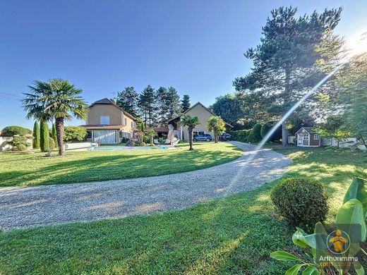 Casa di lusso a Sermérieu, Isère