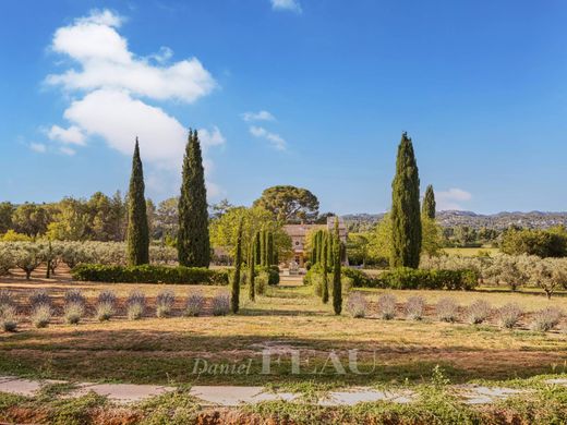 Casa di lusso a Paradou, Bocche del Rodano