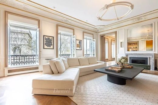 Apartment / Etagenwohnung in La Muette, Auteuil, Porte Dauphine, Paris