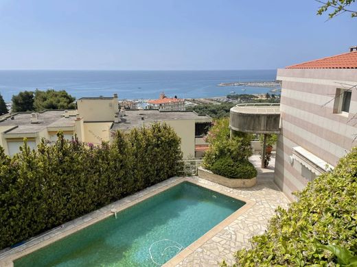 아파트 / Menton, Alpes-Maritimes