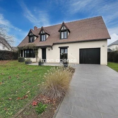 Πολυτελή κατοικία σε Franqueville-Saint-Pierre, Seine-Maritime