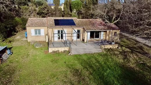 ‏וילה ב  Bagnols-en-Forêt, Var