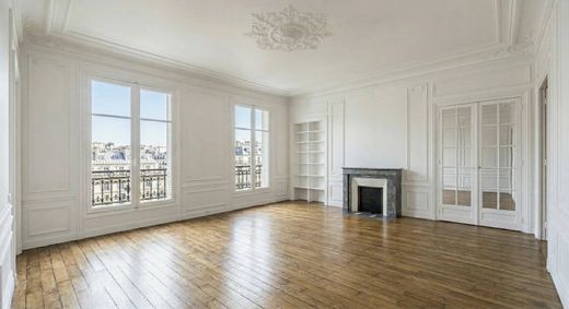 Apartment in La Muette, Auteuil, Porte Dauphine, Paris