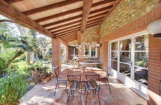 Rural or Farmhouse in Perpignan, Pyrénées-Orientales