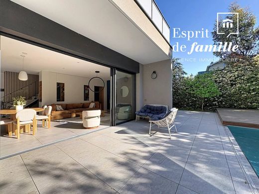 Luxury home in Caluire-et-Cuire, Rhône