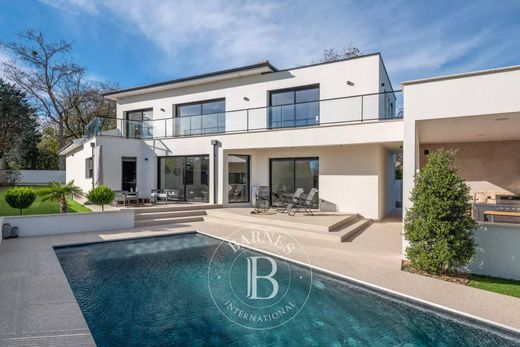 منزل ﻓﻲ Neyron, Ain