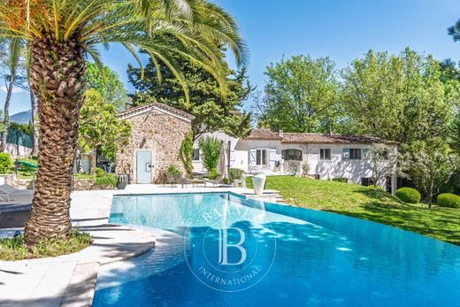 Villa in Valbonne, Alpes-Maritimes