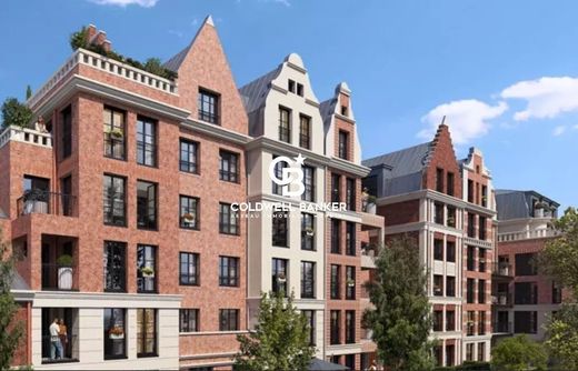 Apartment in Puteaux, Hauts-de-Seine