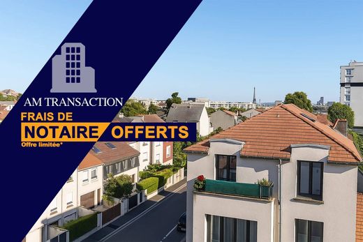 Apartment in Rueil-Malmaison, Hauts-de-Seine