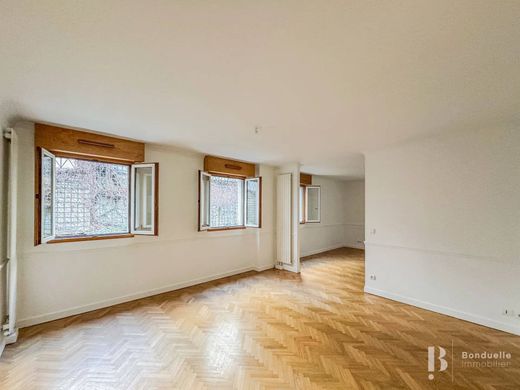 Apartment in Temple, Rambuteau – Francs Bourgeois, Réaumur, Paris