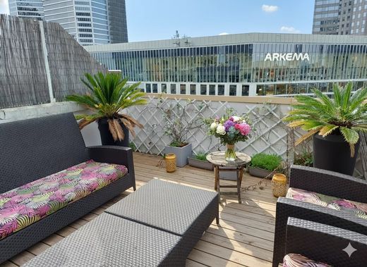 Duplex - Courbevoie, Hauts-de-Seine