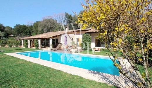 别墅  Valbonne, Alpes-Maritimes