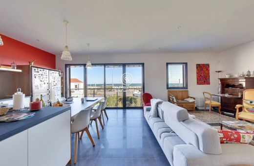 Luxury home in Saint-Cyprien, Pyrénées-Orientales