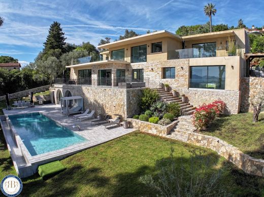 호화 저택 / 무장, Alpes-Maritimes