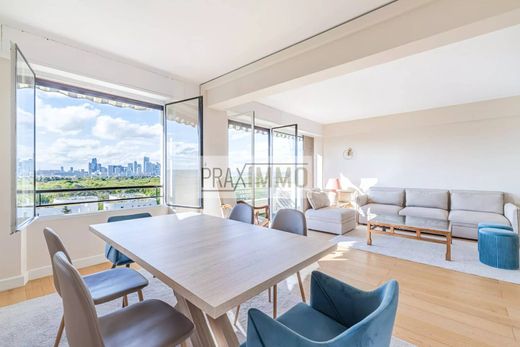 Apartment in La Muette, Auteuil, Porte Dauphine, Paris