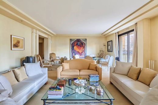 Apartament w La Muette, Auteuil, Porte Dauphine, Paris