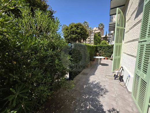 Appartement in Menton, Alpes-Maritimes