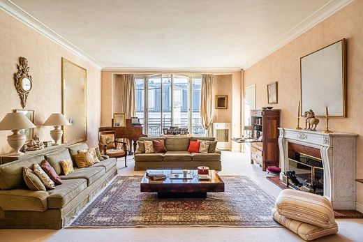 ‏דירה ב  Paris 16 Passy, Paris